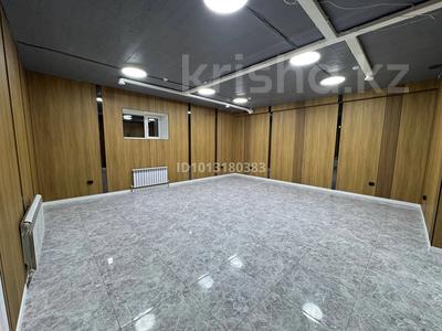 Свободное назначение, офисы, магазины и бутики, салоны красоты, медцентры и аптеки, образование, развлечения · 88 м² за 44 млн ₸ в Астане, Есильский р-н