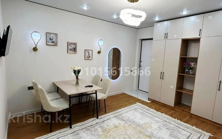 2-комнатная квартира · 40 м² · 4/9 этаж, мкр Шугыла, Жунисова 2/25 за 300 000 ₸ в Алматы, Наурызбайский р-н — фото 2
