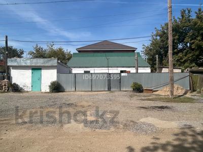 Отдельный дом · 4 комнаты · 90 м² · 3.5 сот., ХиуазДоспанова 42 за 16 млн 〒 в Актобе, мкр Москва