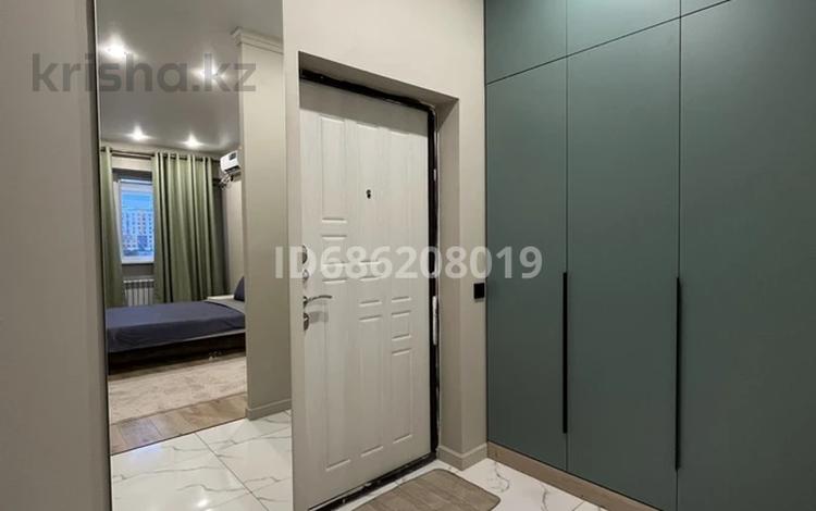 1-комнатная квартира · 40 м² · 3/10 этаж, 16-й мкр 63 за 12 000 ₸ в Актау — фото 8