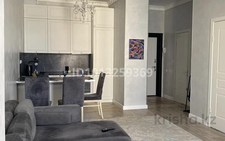 3-комнатная квартира · 53 м² · 10/17 этаж, Е 430 2 за 320 000 ₸ в Астане, Нура р-н — фото 2