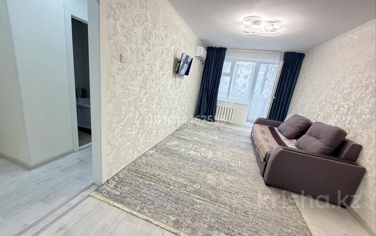 2-бөлмелі пәтер · 65 м² · 3/5 қабат, Хусаинова 157, бағасы: 15 000 ₸ в Уральске — фото 2