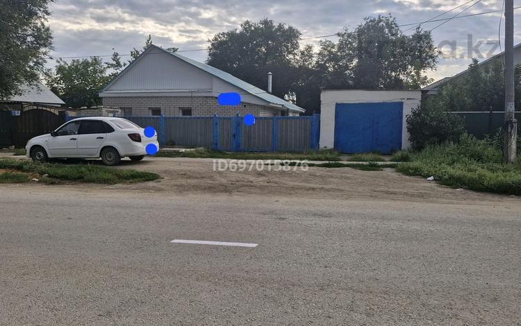 Отдельный дом · 4 комнаты · 60 м² · 7 сот., Кулымбетова — Находится между улицами Асау-барак и Джамбула за 19 млн ₸ в Актобе, мкр. Курмыш — фото 2