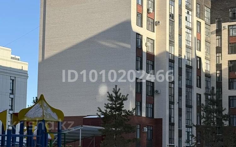 2-комнатная квартира · 78.6 м² · 3/10 этаж, мкр Юго-Восток, Дюсембекова 83/2 за 45 млн ₸ в Караганде, Казыбек би р-н — фото 2