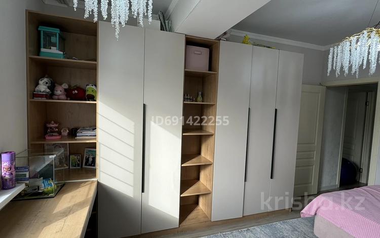 2-бөлмелі пәтер · 74 м² · 10/10 қабат, Курмангазы 97, бағасы: 89 млн ₸ в Алматы, Алмалинский р-н — фото 2
