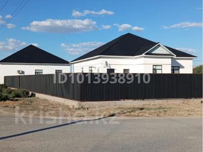 Отдельный дом · 5 комнат · 187 м² · 10 сот., Аль-Фараби, Достық 30А за 28 млн ₸ в 
