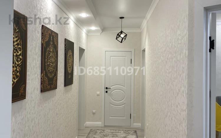 3-бөлмелі пәтер · 85.4 м² · 8/10 қабат, мкр Юго-Восток, Гапеева 17/4 — Samadi, Duman Hall, ТБЦ «Аян», бағасы: 52 млн ₸ в Караганде, Казыбек би р-н — фото 2