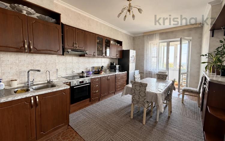 4-комнатная квартира · 180 м² · 7/14 этаж, Луганского за 150 млн ₸ в Алматы, Медеуский р-н — фото 4