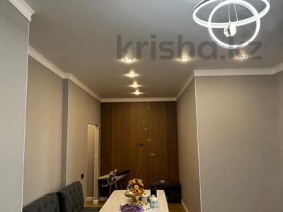 2-бөлмелі пәтер · 68 м² · 8/9 қабат, Микрорайон Асар 2 12/17, бағасы: 28 млн ₸ в Шымкенте