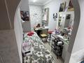 Парикмахерская с отдальным входом со стороны улицы.. · 48 м² за 15 млн ₸ в Таразе — фото 8