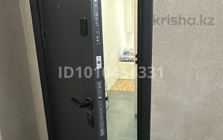 1-бөлмелі пәтер · 18 м² · 1/2 қабат, 9 квартал 988/4, бағасы: 80 000 ₸ в Каскелене — фото 2