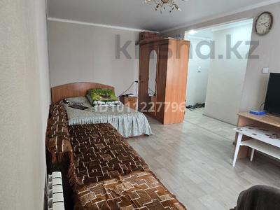 1-комнатная квартира · 30.8 м² · 5/5 этаж, 20 квартал 2 за 12 млн 〒 в Семее
