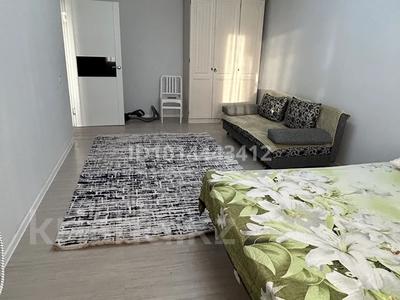 1-комнатная квартира · 62 м², мкр Нурсая, Таумуш Жумагалиев 15 за 200 000 ₸ в Атырау