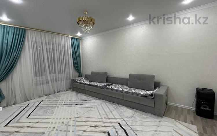 3-комнатная квартира, 83.1 м², 1/3 этаж, мкр Городской Аэропорт, Габдуллы Кулкыбаева за 48 млн 〒 в Караганде, Казыбек би р-н — фото 2