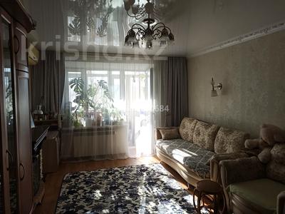 3-комнатная квартира · 57.5 м² · 4/5 этаж, мкр Михайловка , Кривогуза — Магазин Школьник за 28 млн ₸ в Караганде, Казыбек би р-н