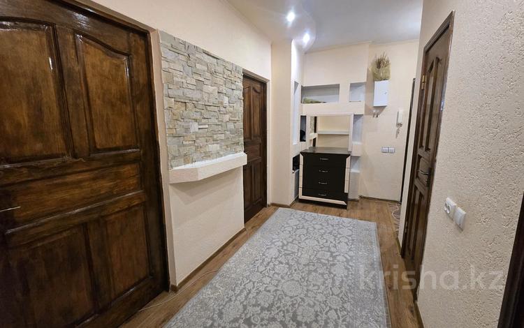 2-комнатная квартира · 56 м² · 2/12 этаж, мкр Аксай-1 — Толе би Момышулы за 34.5 млн ₸ в Алматы, Ауэзовский р-н — фото 6