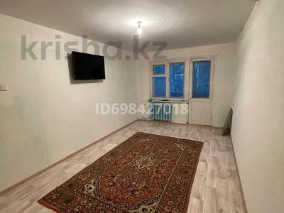 Продажа квартир в Карагандинской обл.: 1-комнатная квартира · 33 м² · 3/5 этаж, Майкудук, 14й микрорайон 36 за 7 млн 〒 1-комнатная квартира · 33 м² · 3/5 этаж, Майкудук, 14й микрорайон 36 за 7 млн 〒 в Караганде, Алихана Бокейханова р-н