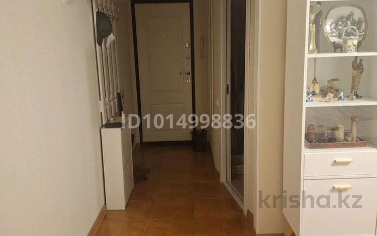 3-бөлмелі пәтер · 70 м² · 5/5 қабат, Жамбыла — Ауэзова/Жамбыла, бағасы: 85 млн ₸ в Алматы, Алмалинский р-н — фото 2