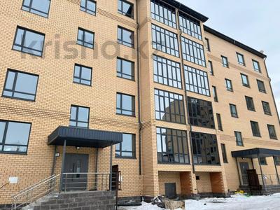 2-комнатная квартира, 50.6 м², 3/5 этаж, дулатова за ~ 15 млн 〒 в Кокшетау
