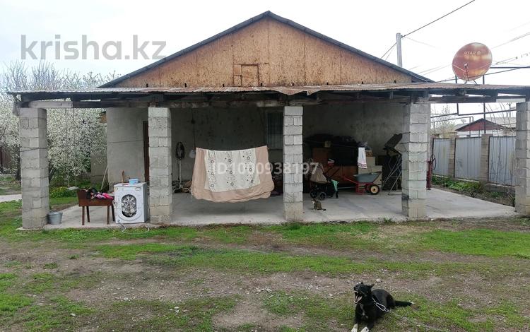 Отдельный дом · 4 комнаты · 80 м² · 5.3 сот., Саурык Батыра 70г — Наргиз магазин за 9.3 млн 〒 в Узынагаш — фото 2