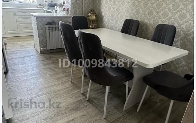 4-бөлмелі пәтер · 82 м² · 4/6 қабат, Гоголя 12, бағасы: 30 млн ₸ в Жезказгане — фото 2