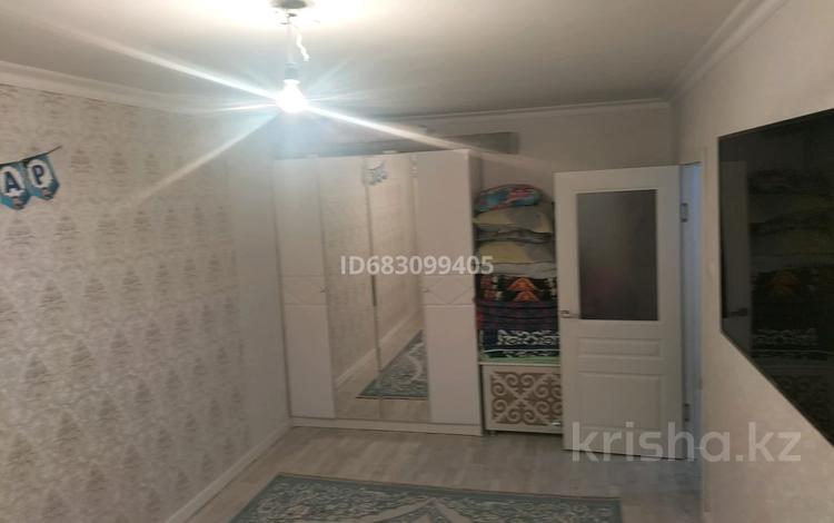2-бөлмелі пәтер · 54 м² · 2/5 қабат, мкр Шанхай, О.кашавой 113 кор2, бағасы: 13 млн ₸ в Актобе — фото 2