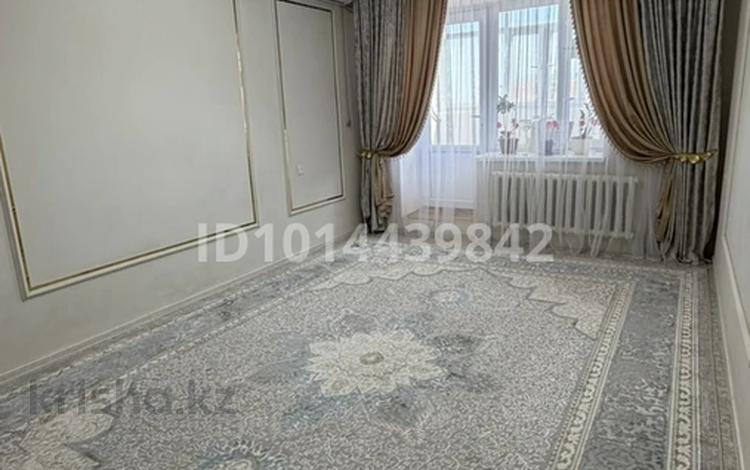 3 комнаты · 73 м² · 5/5 этаж, Тауелсиздик 41 за 45 000 ₸ в  — фото 2