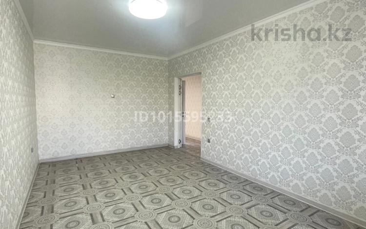 3-бөлмелі пәтер · 80 м² · 2/5 қабат, Алтын орда ш/а., ​Батыс 2 микрорайон 5д, бағасы: 34.5 млн ₸ в Актобе, мкр. Алтын орда — фото 3