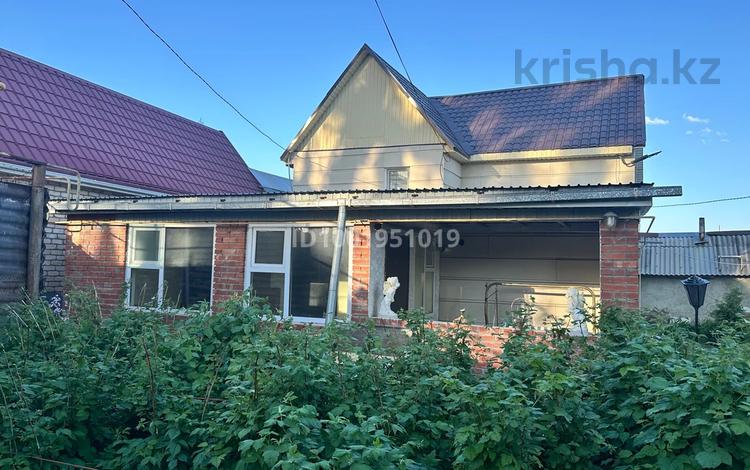 Отдельный дом · 3 комнаты · 140 м² · 6 сот., 5 апреля 20 а — УЛ. ПАВЛОВА / УЛ. 5 АПРЕЛЯ за 62 млн 〒 в Костанае — фото 2