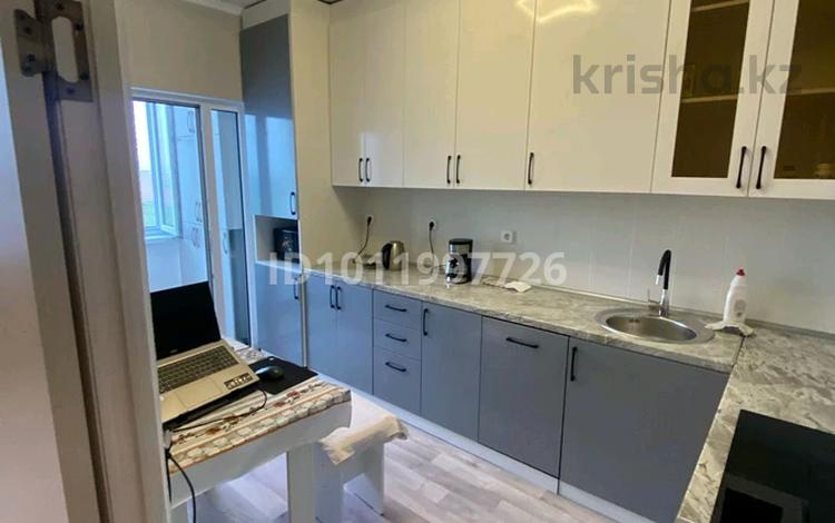 1-бөлмелі пәтер · 32 м² · 11/13 қабат, мкр Туран-2 11А, бағасы: 110 000 ₸ в Шымкенте, Каратауский р-н — фото 2