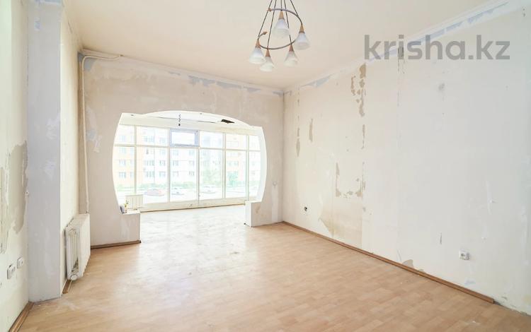 2-комнатная квартира, 100 м², 2/9 этаж, Кумисбекова 3a за 28.6 млн 〒 в Астане, Сарыарка р-н — фото 4