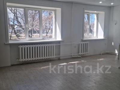 2-комнатная квартира, 43 м², 1/5 этаж, мусрепова — перинат.центр за 12.3 млн 〒 в Петропавловске