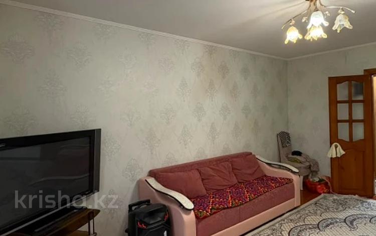 3-комнатная квартира · 67 м² · 3/5 этаж, мкр 8, Братьев Жубановых 287 за 19.2 млн ₸ в Актобе — фото 6