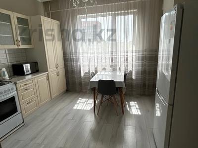 Аренда квартир в Алматы: 1-комнатная квартира · 56 м² · 5/9 этаж, мкр Жетысу-1 за 260 000 〒 1-комнатная квартира · 56 м² · 5/9 этаж, мкр Жетысу-1 за 260 000 〒 в Алматы, Ауэзовский р-н