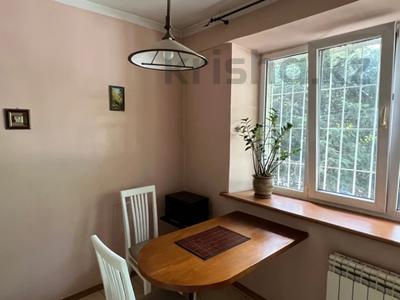 2-комнатная квартира · 49 м² · 1/5 этаж, мкр Коктем-1, Римского-Корсакова за 44 млн ₸ в Алматы, Бостандыкский р-н