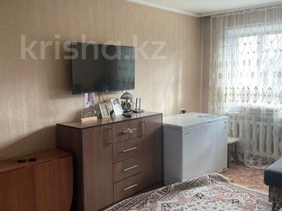 Продажа квартир в Карагандинской обл.: 2-комнатная квартира, 44.7 м², 2/5 этаж, мкр Юго-Восток, 28й микрорайон 22 за 16 млн 〒 2-комнатная квартира, 44.7 м², 2/5 этаж, мкр Юго-Восток, 28й микрорайон 22 за 16 млн 〒 в Караганде, Казыбек би р-н