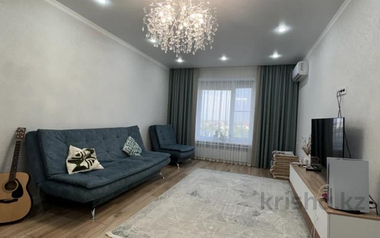 2-бөлмелі пәтер · 70 м² · 9/10 қабат, Сарайшык 79, бағасы: 35 млн ₸ в Уральске, мкр Школьник — фото 5