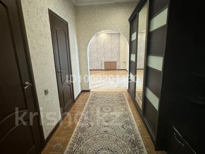 2-комнатная квартира · 100 м² · 7/8 этаж, мкр. Алтын орда, Санкибай батыра 40 за 240 000 〒 в Актобе