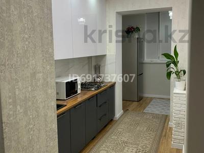3-комнатная квартира, 72 м², 3/4 этаж, Диваева — казыбек би за 31 млн 〒 в Шымкенте, Туран р-н