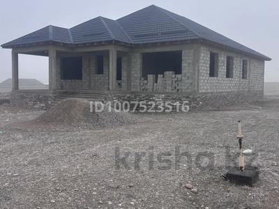 Жеке үй · 6 бөлме · 215 м² · 9 жүзд., Бектөбе ш/а. 11/7 — Массив Дорожник напротив 13 мкр, бағасы: 21.9 млн ₸ в Таразе, мкр Бектобе