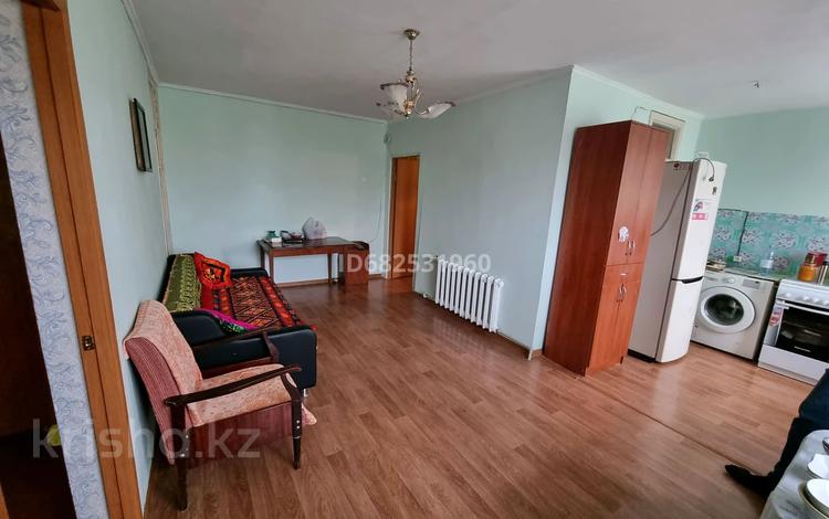 2-комнатная квартира · 44 м² · 5/5 этаж, проспект Абая 50 — Универсам-Автоуправление за 7 млн 〒 в  — фото 6