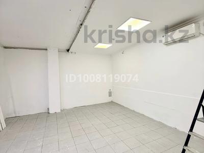 Свободное назначение, офисы, магазины и бутики, склады, салоны красоты, медцентры и аптеки, образование, развлечения · 35 м² за 11.5 млн 〒 в Атырау, мкр Нурсая