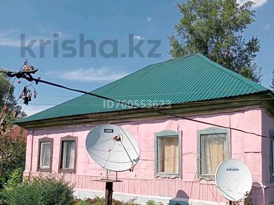 Продажа домов и дачи в Восточно-Казахстанской обл.: Отдельный дом · 3 комнаты · 90 м² · 24 сот., 1-й Калининский переулок — Мкр Курчум за 4.5 млн 〒 Отдельный дом · 3 комнаты · 90 м² · 24 сот., 1-й Калининский переулок — Мкр Курчум за 4.5 млн 〒 в Глубокое
