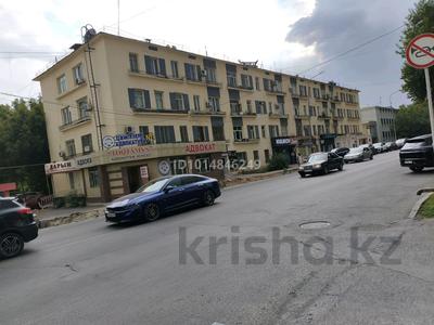 1-бөлмелі пәтер · 36 м² · 4/4 қабат, Калдаякова 1Б — Электрон, бағасы: 13 млн ₸ в Шымкенте, Туран р-н