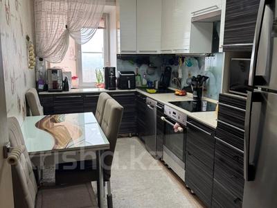 4-бөлмелі пәтер · 77.8 м² · 3/5 қабат, Геологическая 26, бағасы: 25.9 млн ₸ в Усть-Каменогорске