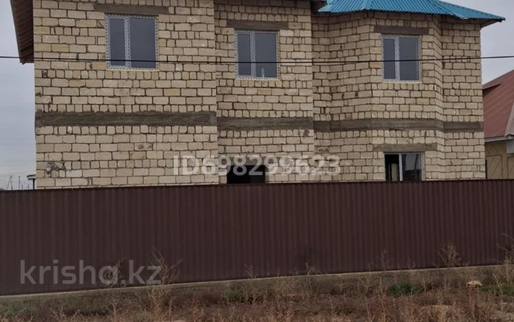 Отдельный дом · 5 комнат · 240 м² · 12 сот., Салима Имангали 329 — Мкр. Аэропорт за 20 млн 〒 в Кульсары — фото 3