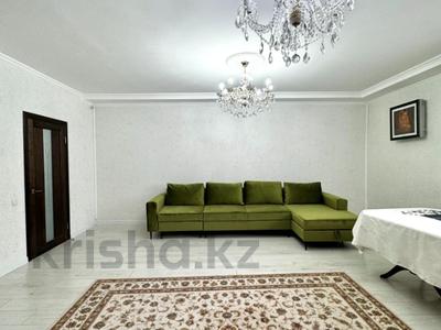 5-бөлмелі пәтер · 160 м² · 2/9 қабат, Кенесары хана 54/1-45, бағасы: 115 млн ₸ в Алматы, Наурызбайский р-н