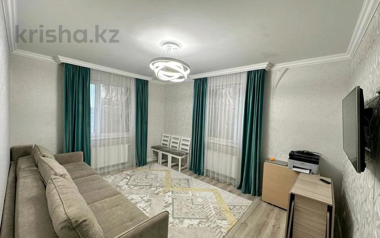 2-комнатная квартира, 55.3 м², 9/12 этаж, Казыбек би за 28.5 млн 〒 в Астане, Нура р-н — фото 2