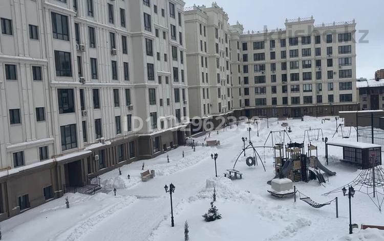 4-бөлмелі пәтер · 140 м² · 4/8 қабат, Микрорайон Береке 77 — Сзади стадиона Тобол Арена, бағасы: 78 млн ₸ в Костанае — фото 21