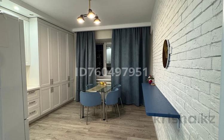 4-комнатная квартира · 100 м² · 1/4 этаж, мкр. Алтын орда, Батыс 2 — 103 за 420 000 〒 в Актобе — фото 2